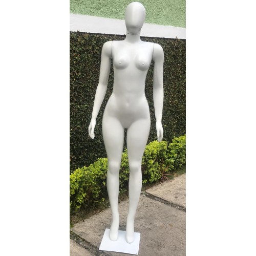 Manequim Feminino com 3 braços branco 